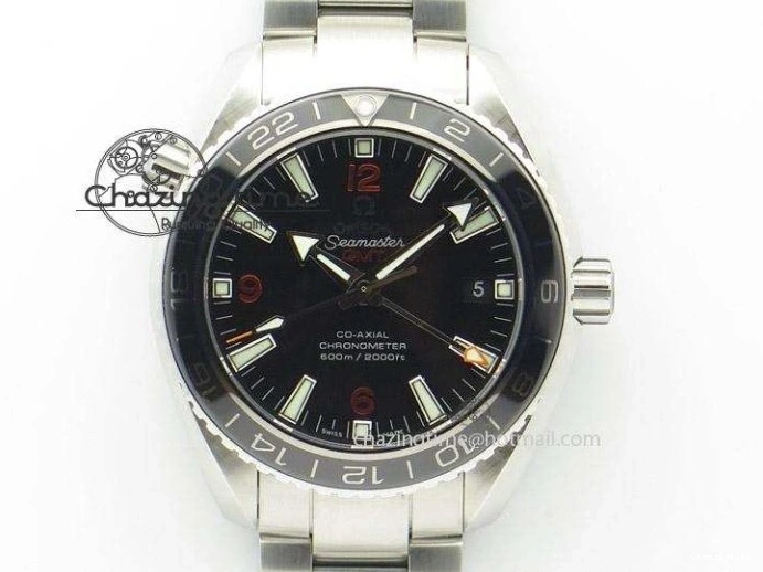 0715 UrbanChic Master Chronometer 45mm SS JHF Black Dial On SS Bracelet A 8248